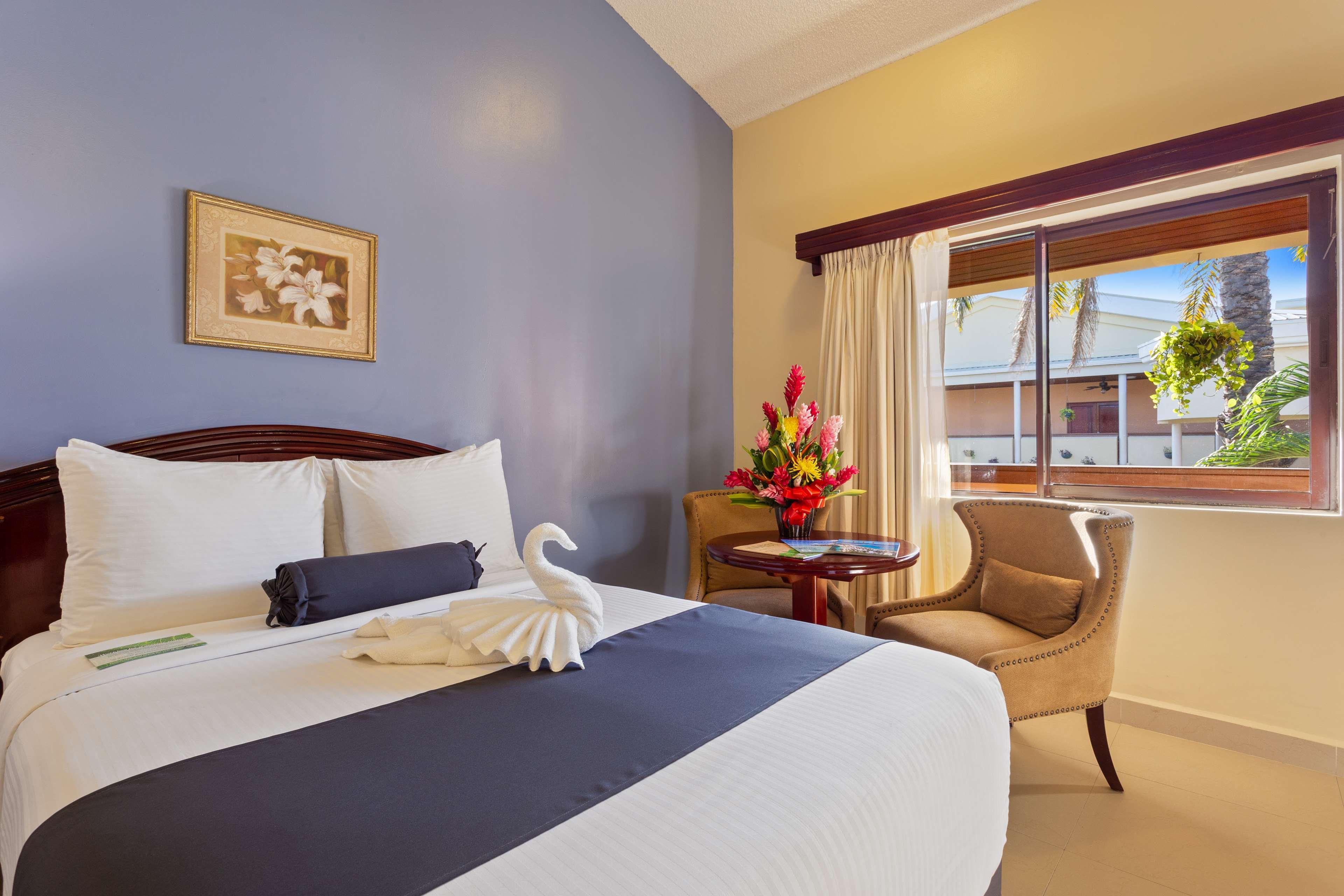 Best Western Plus Belize Biltmore Plaza Belize City Esterno foto