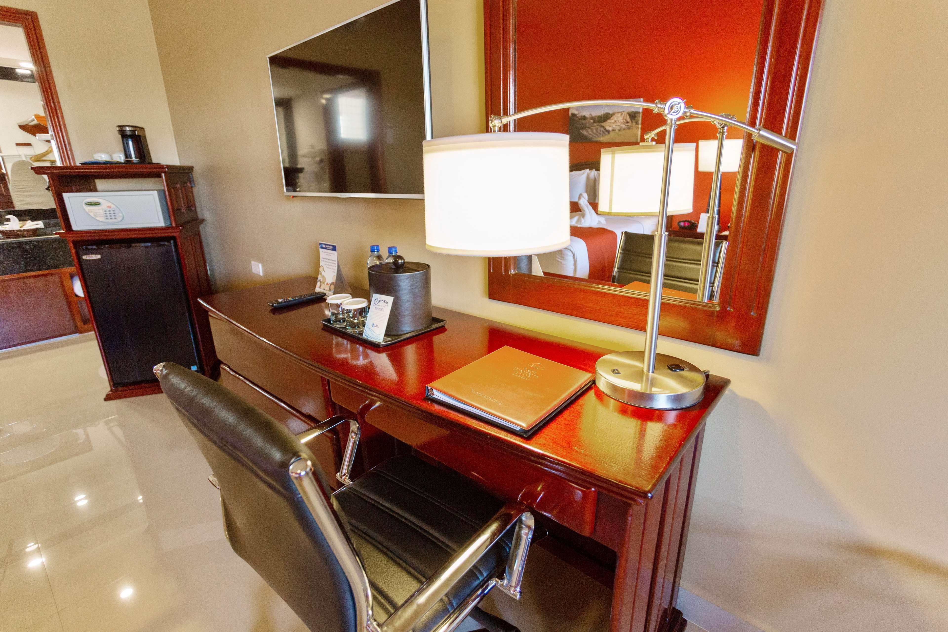 Best Western Plus Belize Biltmore Plaza Belize City Esterno foto