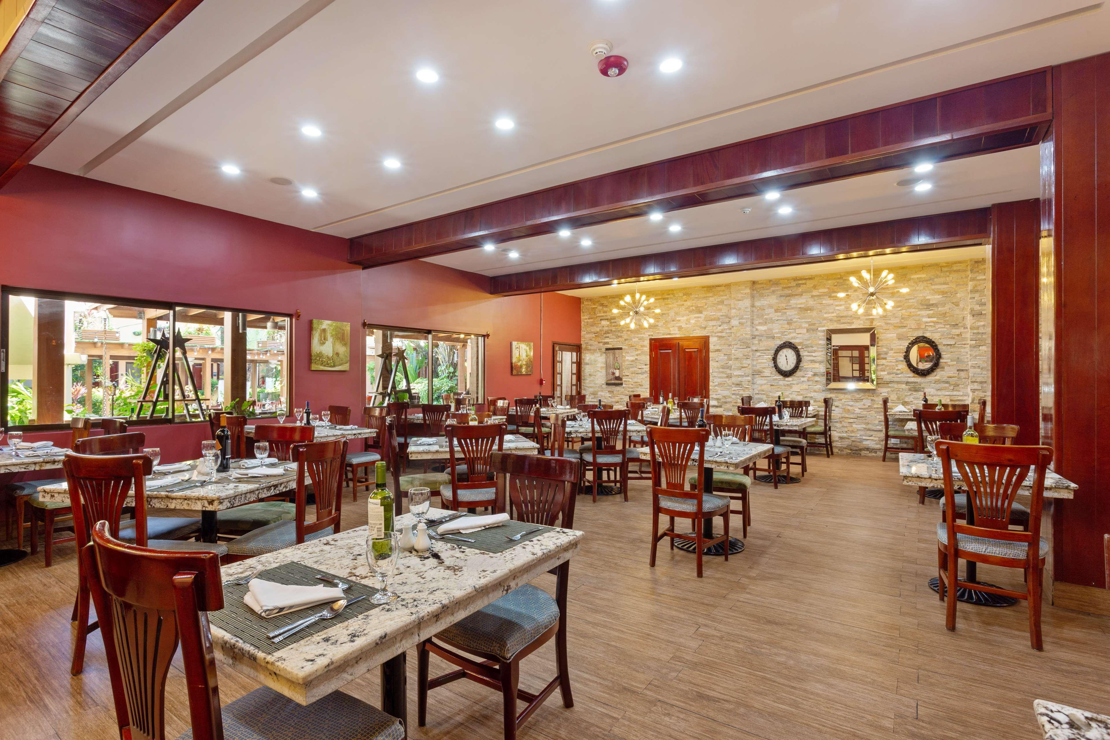 Best Western Plus Belize Biltmore Plaza Belize City Esterno foto