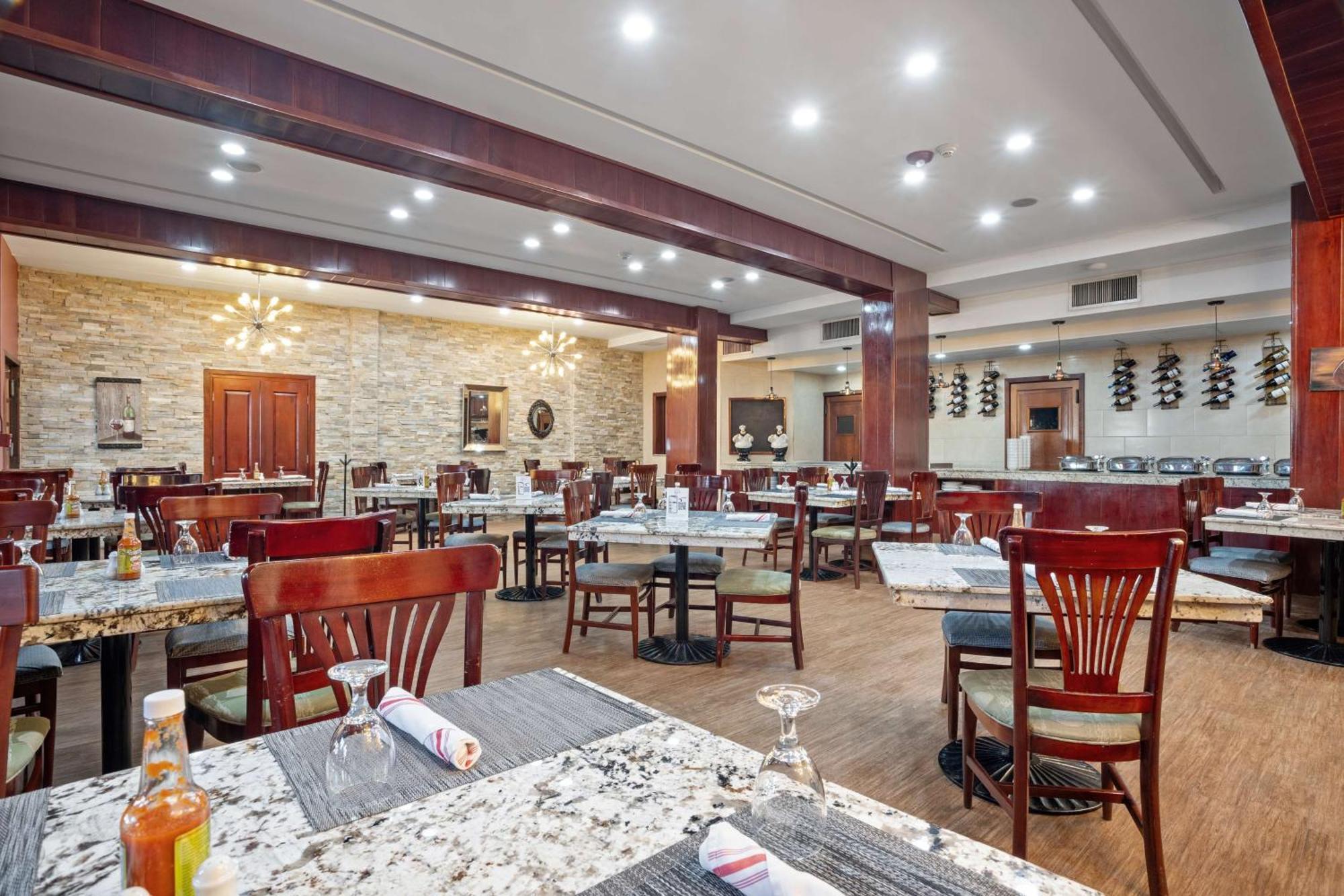 Best Western Plus Belize Biltmore Plaza Belize City Esterno foto