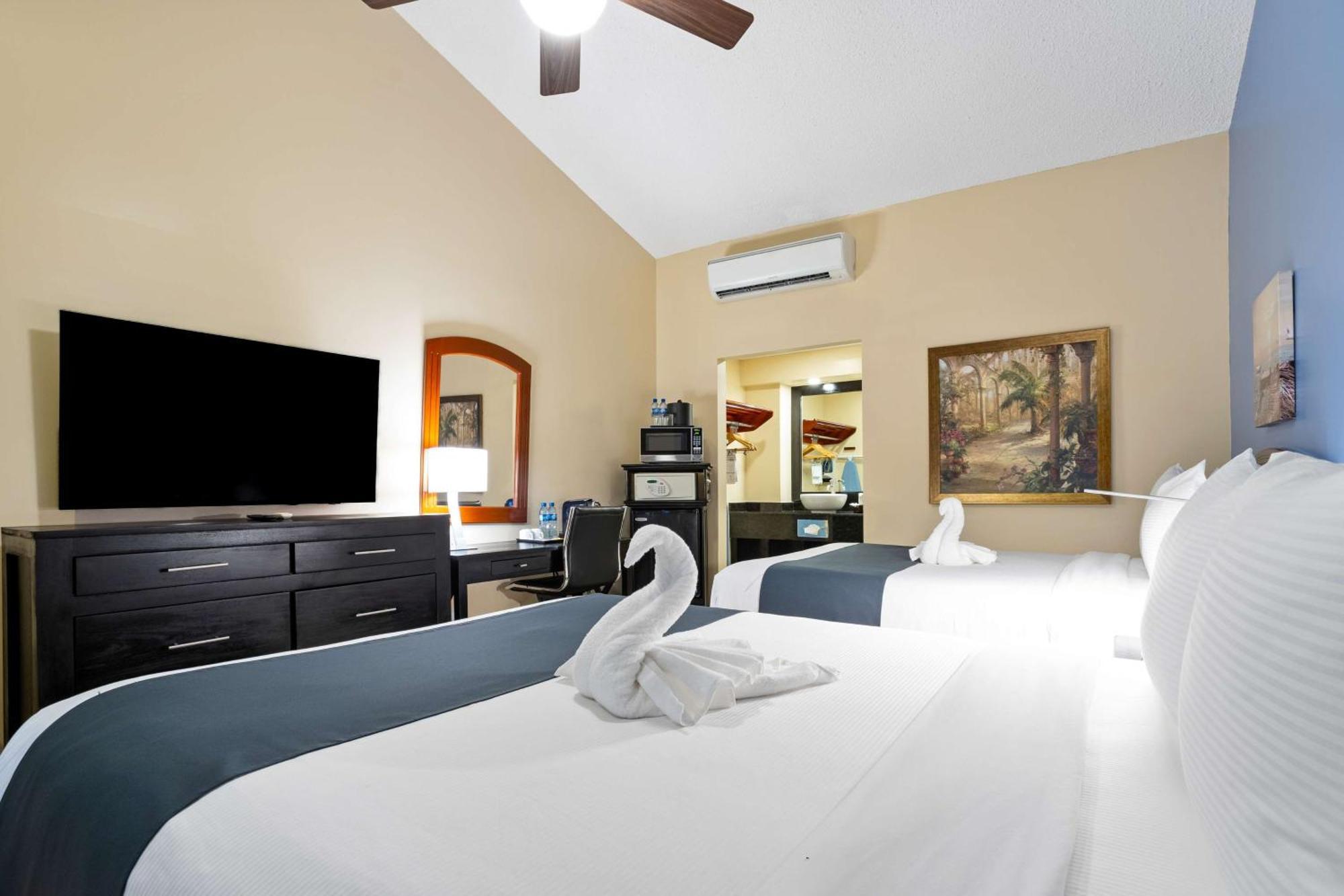 Best Western Plus Belize Biltmore Plaza Belize City Esterno foto